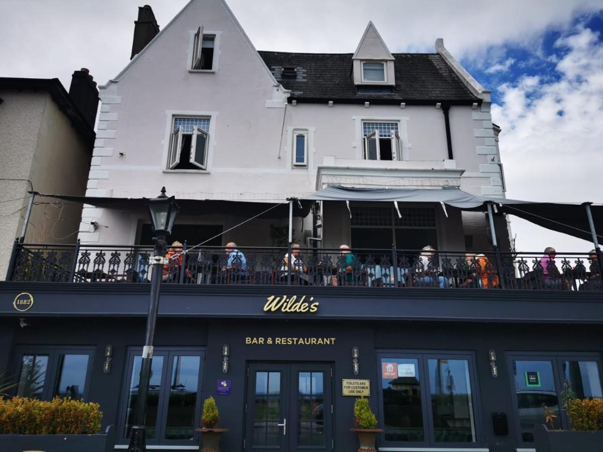 The Strand Hotel, The Former Residence Of Oscar Wilde Bray Exterior photo