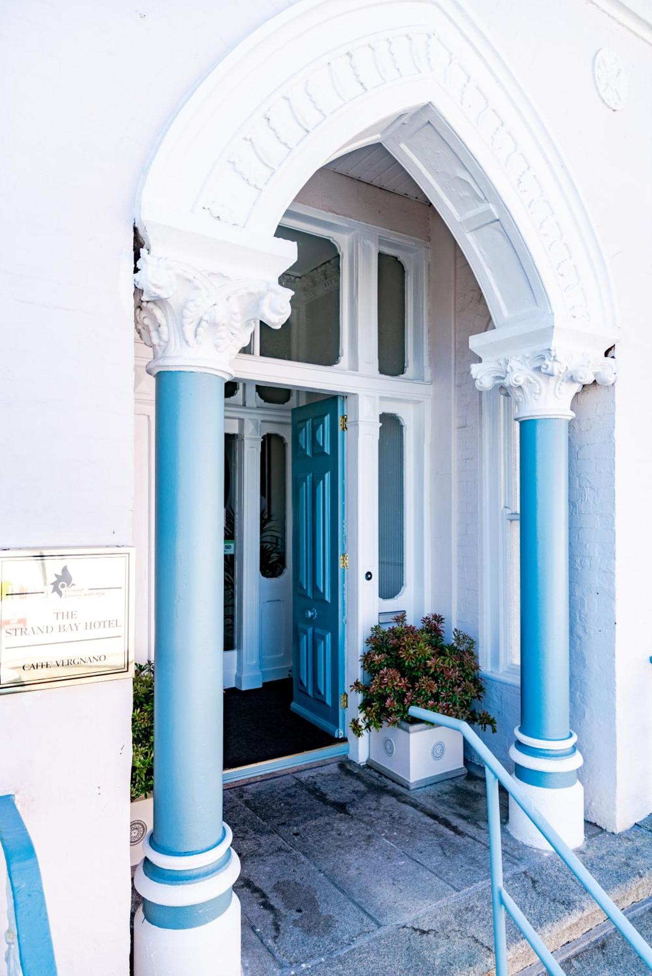 The Strand Hotel, The Former Residence Of Oscar Wilde Bray Exterior photo